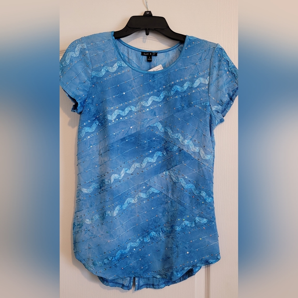 Sami & Jo Sequin & Ribbon top